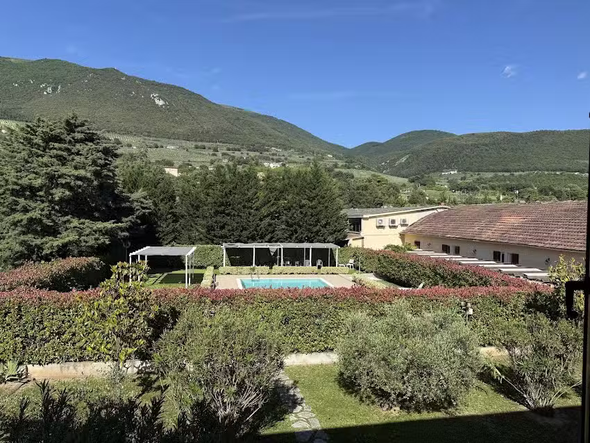 victor center parking