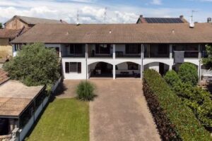 Villa[200m2]terrazzo+cortile privato pet friendly