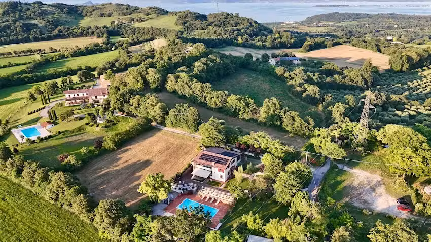 Villa Bagnole B&B and Holiday Apartments