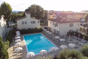 Villa Carobbi Apartments — by NilHotel