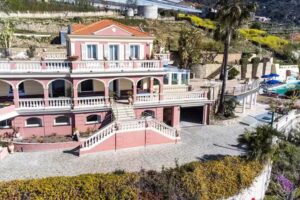Villa Caroleo | Luxury Villa in Ospedaletti – Sanremo