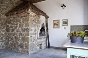 Villa Cheti – Agriturismo, case vacanze. Zafferano, Ortofrutta, Aromatiche.