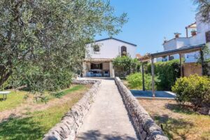 Villa d’Eos – Fronte mare, Contrada Granelli