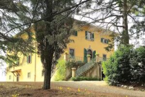 Villa di Montegemoli