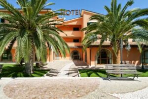 Villa Luigi Hotel & Restaurant