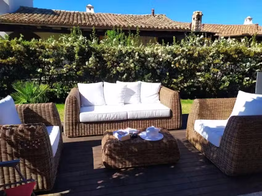 VILLA MARIS HOLIDAYS