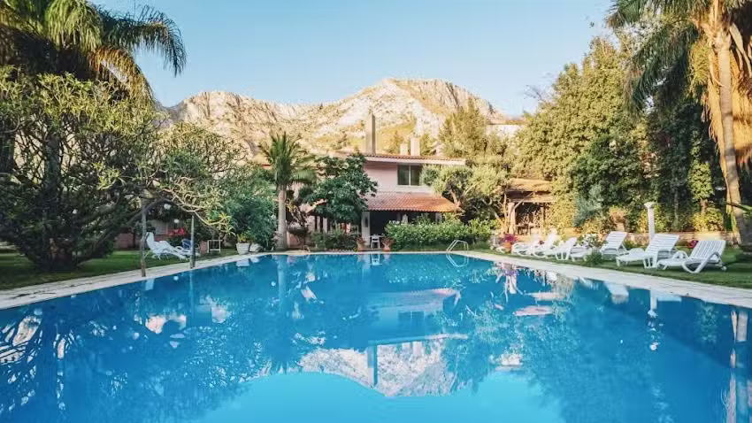 Villa Megna – Green Paradise