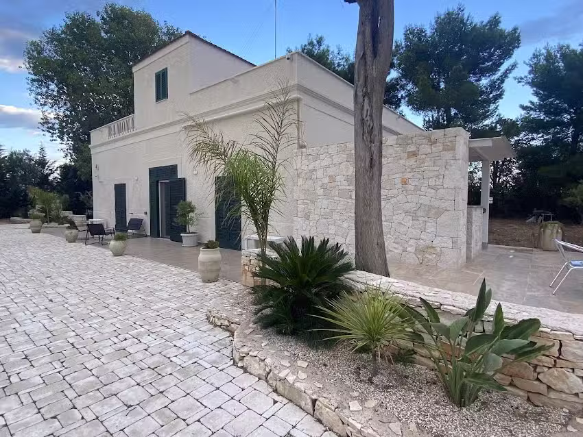 VILLA RAMONA B&B