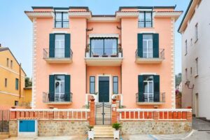 Villa Rosa Residence