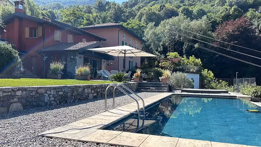 Villa Silvi con piscina