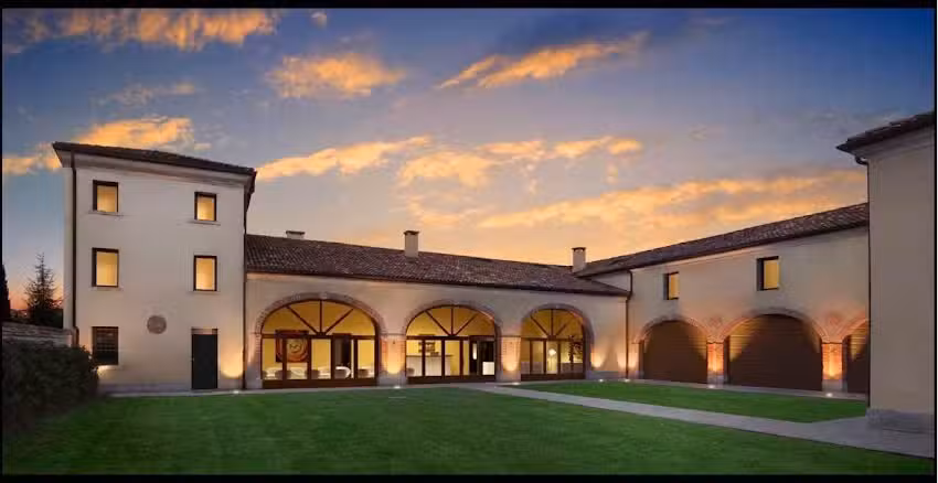 VILLA SOLARIS Hotel & Residence