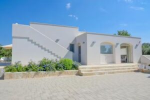 VILLA THEROS With Pool – VILLA THEROS Con Piscina – Vacanze in Puglia – San Michele Salentino