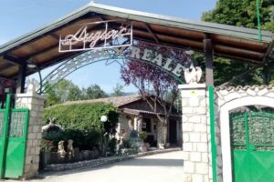 Villaggio Camping l’Aquila Reale Pescasseroli