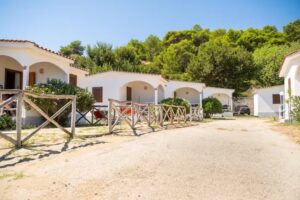 Villaggio Turistico Grotta dell’Acqua – Bungalow e Camping