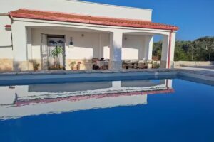 Virginia Country House (Torre Guaceto-BR-)