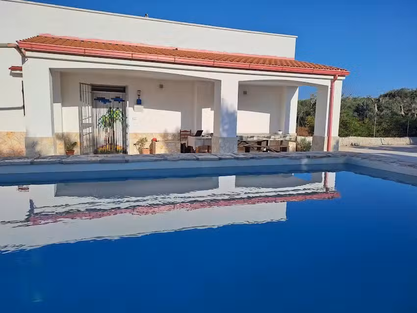 Virginia Country House (Torre Guaceto-BR-)