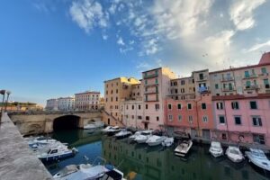 Vista sul Fosso Reale