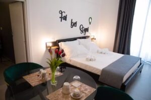 WelcHome Apartment & Luxury Rooms