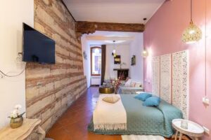 White & Gold Suite Verona