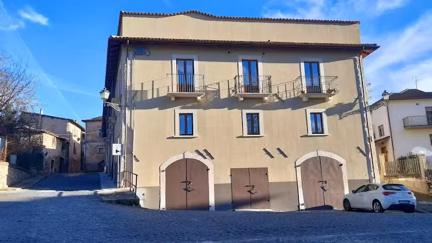 White Maison (oder Fast)