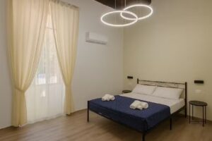 Yes I Know My Room – Foria